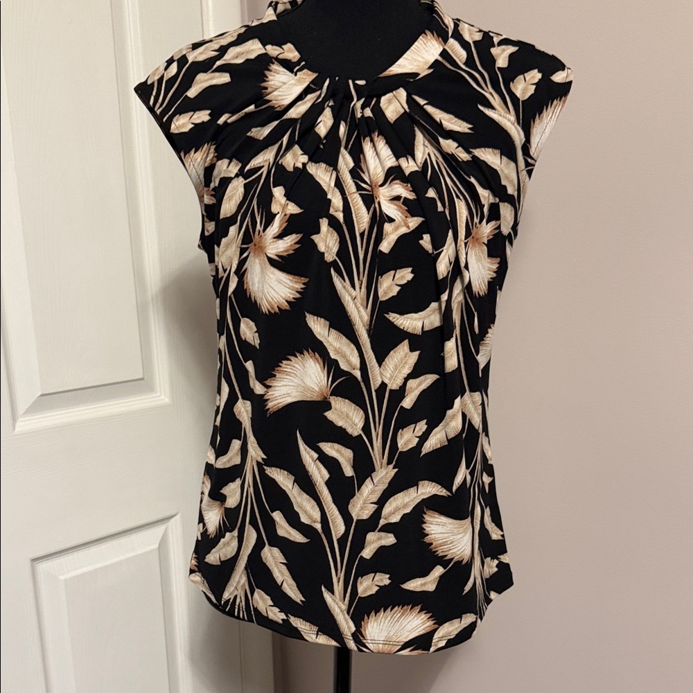 Liz Claiborne Floral Black and Cream Women's Top - Picture 3 of 7